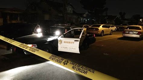 Woman shot, killed by neighbor in South Los Angeles: LAPD